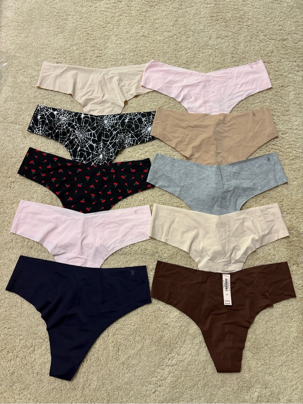 NEW NWT 10 pair Victoria’s Secret/Pink Thong Panties Size: Large
